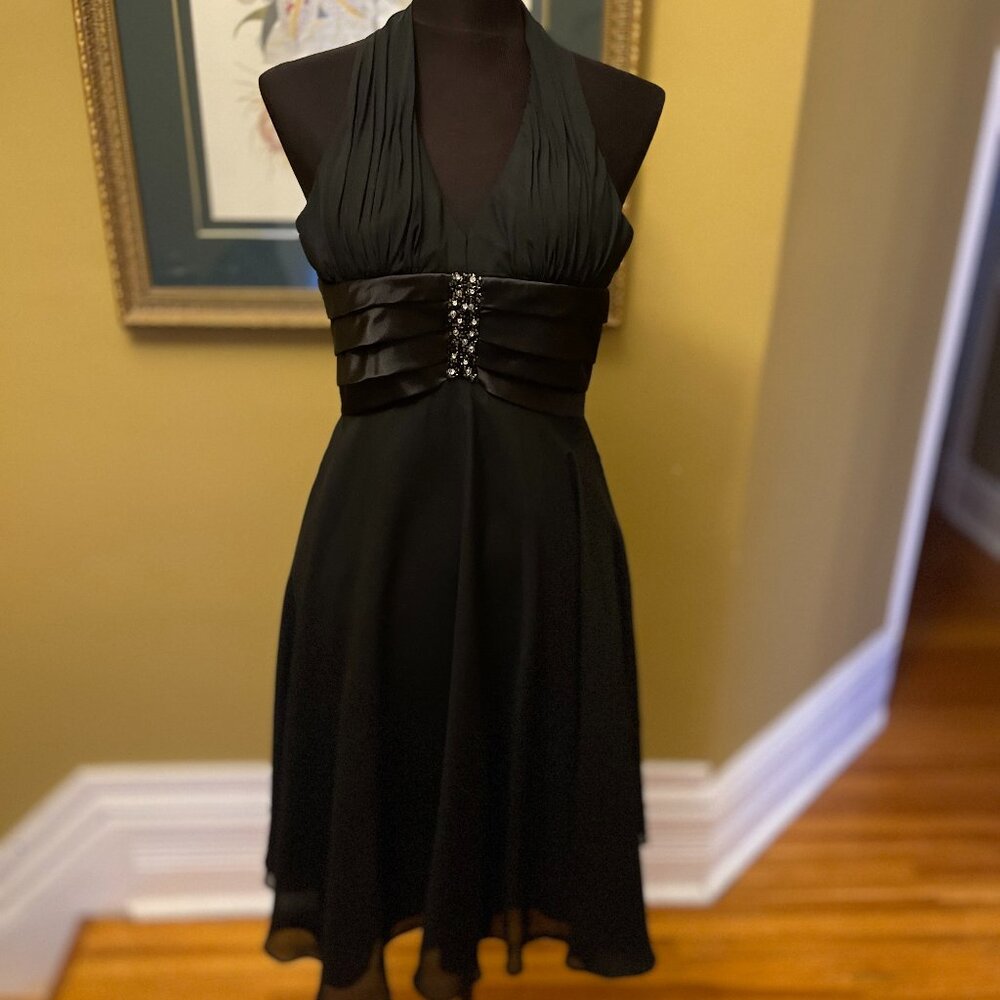 Marilyn Monroe dress with shawl